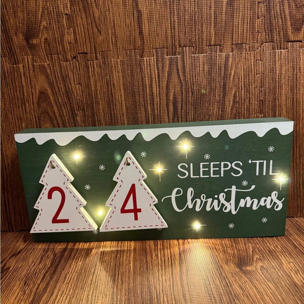 Christmas Countdown - Light Up - Picture 4 of 6